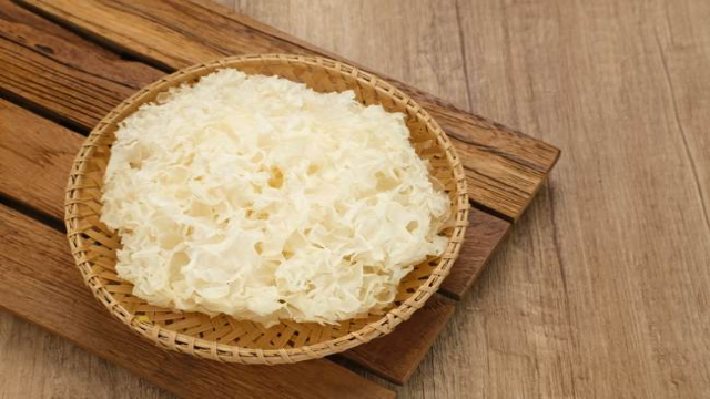 7 Manfaat Jamur Salju untuk Kesehatan
